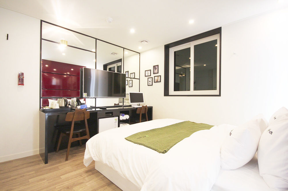 Haru Hotel Gimhae Exterior photo