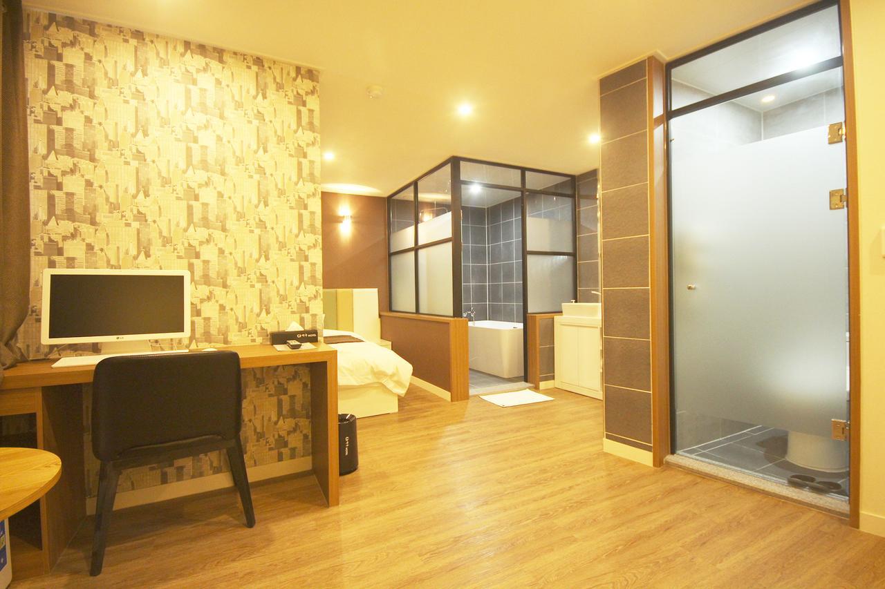 Haru Hotel Gimhae Exterior photo