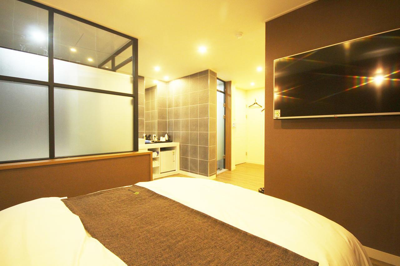 Haru Hotel Gimhae Exterior photo