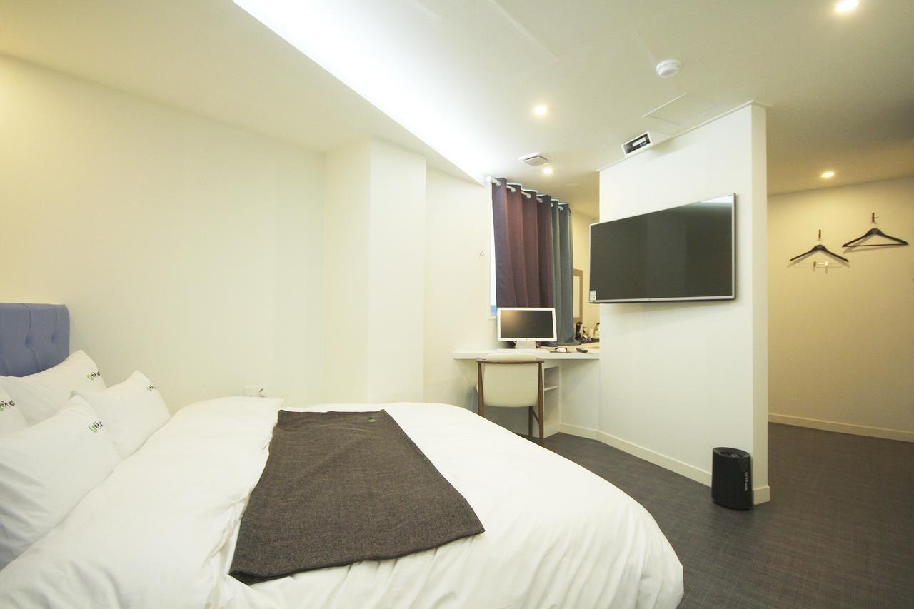 Haru Hotel Gimhae Exterior photo